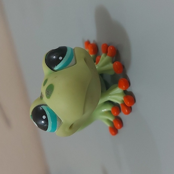 Littlest pet shop lot 9 pets and extra toy - Picture 8 of 11